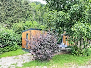 Plante, Communauté Des Plantes, Paysage Naturel, Arbre, Lot Terre, Chalet, Biome, Fenêtre, Herbe, Suppression Des Plantes Ligneuses