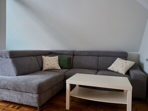 Flooring, Furniture, Floor, Wood Flooring, Living Room, Drawer, Cabinetry, Hardwood, Laminate Flooring