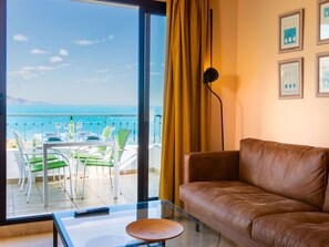 Möbel, Meer, Stuhl, Ozean, Schatten, Resort, Balkon, Hotel, Holzbeize, Hartholz