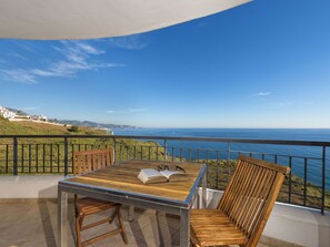 Sky, Water, Furniture, Property, Table, Cloud, Azure, Chair, Wood, Outdoor Furniture