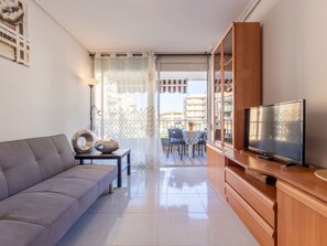 Plante, L'Eau, Nuage, Ciel, Bâtiment, Piscine, Arbre, Ombre, Design Urbain, Loisir