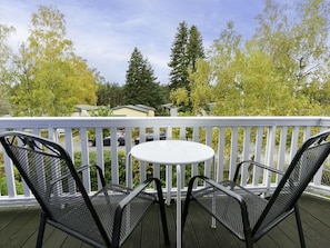 Plant, Sky, Building, Water, Property, Azure, Shade, Umbrella, Outdoor Furniture, Interior Design