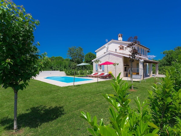 Nuage, Ciel, L'Eau, Fenêtre, Ombre, Plan D'Eau, Bois, Immobilier, Teintes Et Ombres, Loisir