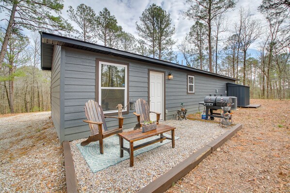 Hot Springs Vacation Rental | 1BR | 1BA | 607 Sq Ft | Step-Free Access