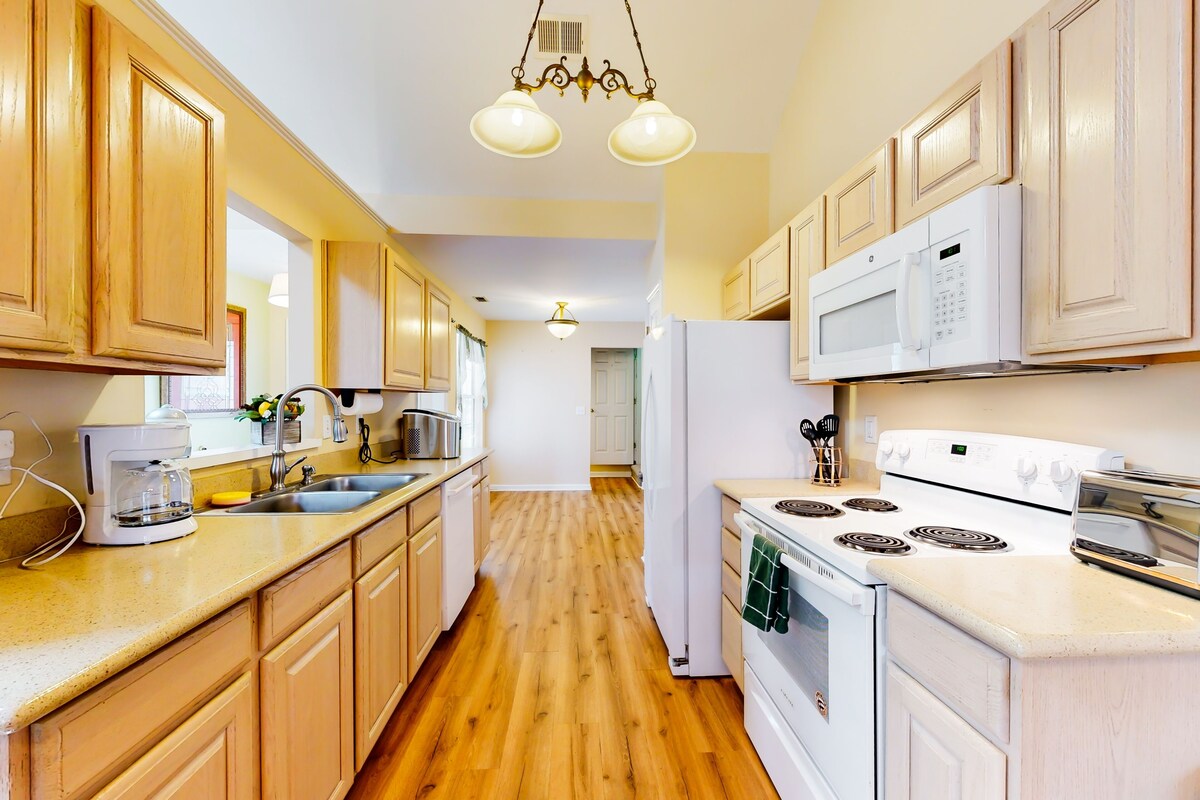 Unique home near beaches & historic sites – sunroom, yard, central AC, & W/D