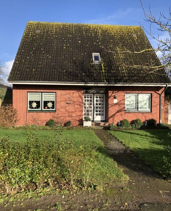 Holiday Home Exterior [summer]
