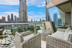 Balcony Oasis: Unwind with stunning skyline views from this chic outdoor retreat!