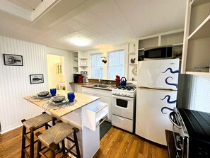 Kitchen with everything you need