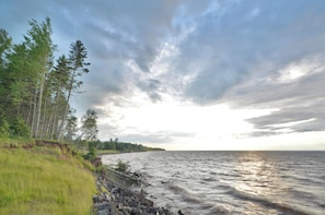 Looking west along the lakeshore from Purple Waves