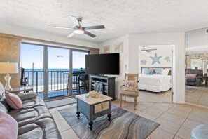 Living Area with Gulf Views