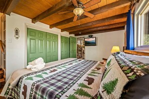 The king bed is the perfect space to relax after a fun day of adventure in the Smokies.