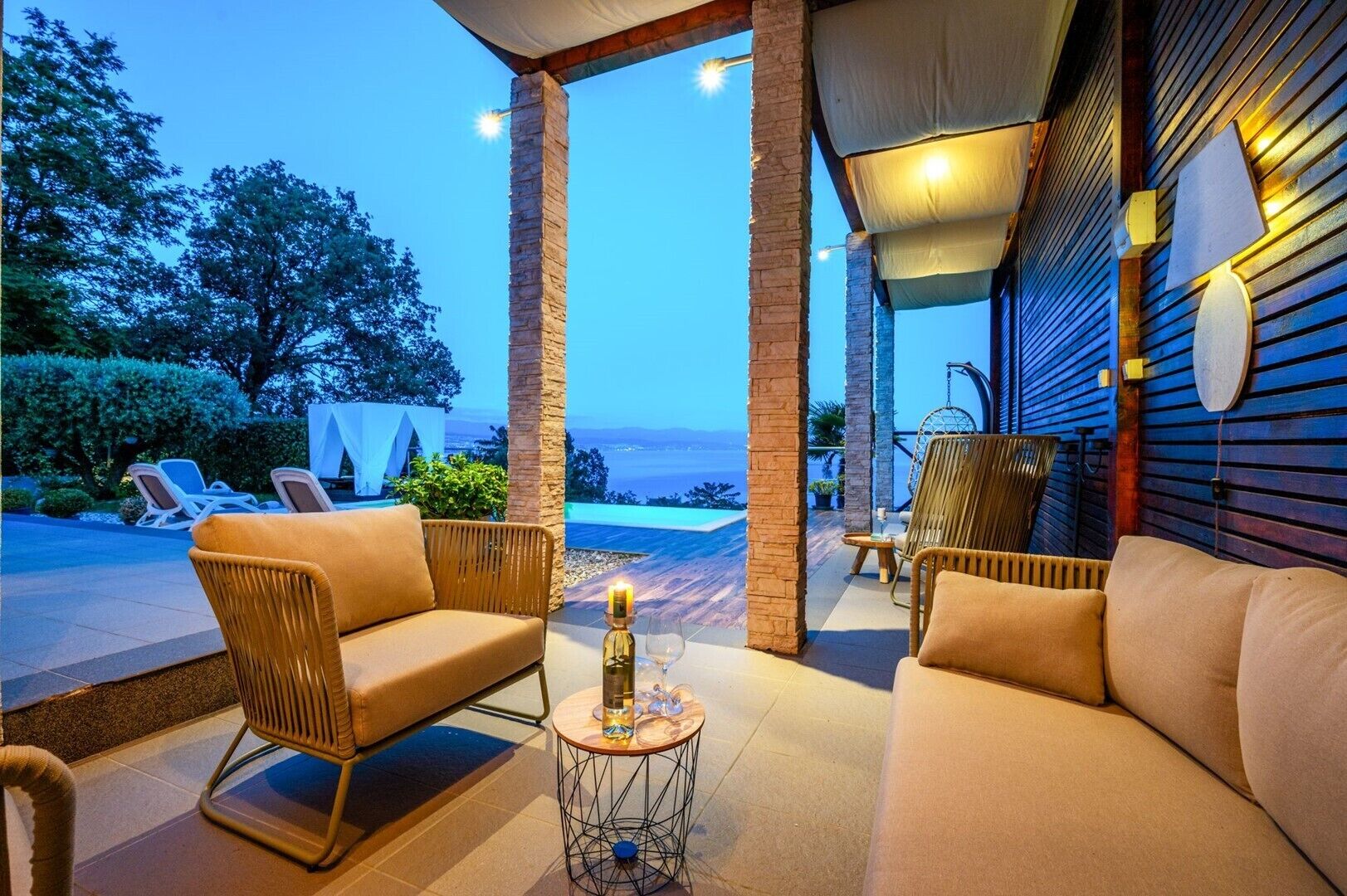Villa LIna - beautiful villa with infinity pool near the
