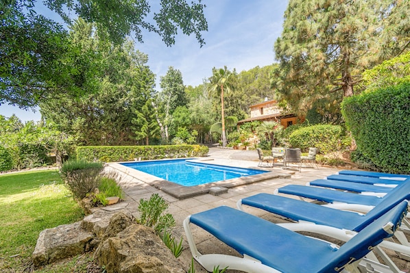 holiday home Pollença private pool