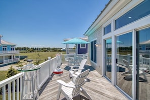 Second floor balcony