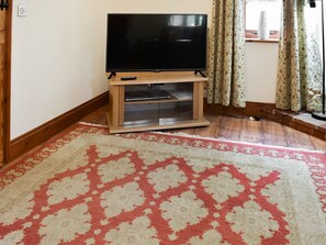 Living room |  Flint Lodge - Green Farm, Plumstead Green, near Holt