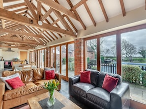 Open plan living space | Ings Barn, Thorpe Culvert, near Skegness