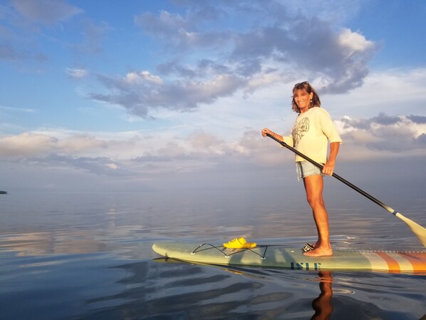Can't get much nicer than this!!  paddle boards and kayaks on site (and free!!!)