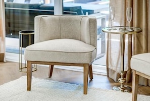 Sitting chair