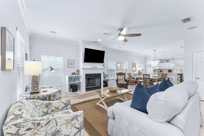 Open concept living, dining and kitchen