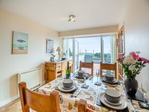 Dining Area | Golygfa Hudol - Llwynhudol Vineyard Cottages, Pwllheli