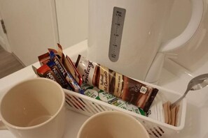 Kaffee und/oder Kaffeemaschine