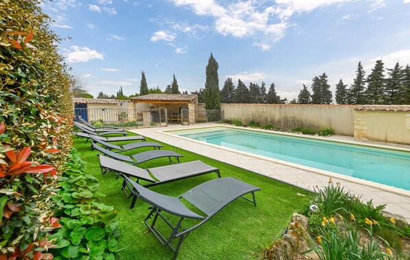 pool