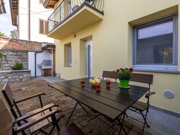 Building, Furniture, Property, Plant, Window, Table, Chair, Flowerpot, Wood, Shade