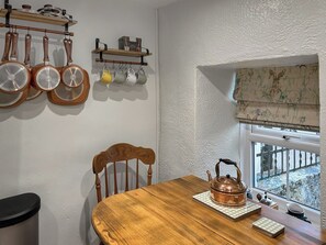 Dining Area | Lyndene Cottage, Carmel, near Caernarfon