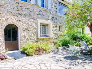 Plant, Window, Property, Building, Azure, Road Surface, Grass, Neighbourhood, Cottage, Residential Area