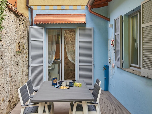 Table, Building, Blue, Window, Wood, Orange, Door, Interior Design, Chair