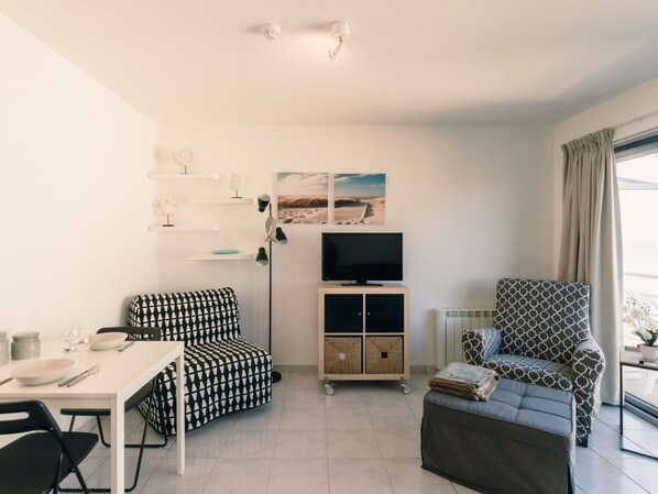 Furniture, Building, Table, Interior Design, Chair, Flooring, Cabinetry, Curtain, Floor
