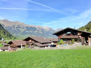 Sky, Plant, Cloud, Mountain, Property, Ecoregion, Natural Landscape, Natural Environment, Land Lot, Highland
