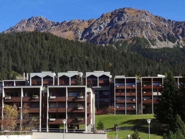Ciel, Montagne, Propriété, Bâtiment, Plante, Arbre, Architecture, Immobilier, Paysage, Design Urbain