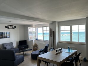 Table, Furniture, Couch, Property, Window, Azure, Building, Lighting, Interior Design, Wood