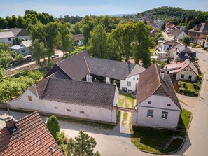 Ciel, Bâtiment, Propriété, Fenêtre, Arbre, Plante, Maison, Lot Terre, Design Urbain, Paysage