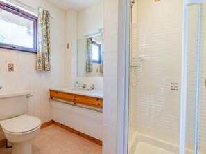 Spiegel, Zapfhahn, Armatur, Sinken, Badezimmer, Lila, Interior Design, Tür, Badezimmerschrank, Bad Sink