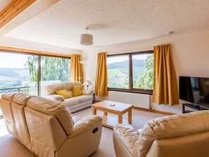 Möbel, Eigentum, Fenster, Couch, Schatten, Komfort, Pflanze, Interior Design, Gebäude, Fussboden