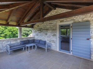 Eigentum, Holz, Die Architektur, Tür, Interior Design, Schatten, Veranda, Gartenmöbel, Gebäude, Fussboden