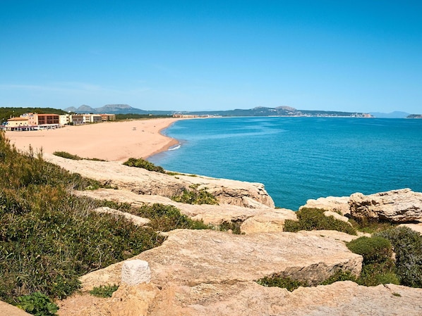 Water, Sky, Plant, Azure, Natural Landscape, Coastal And Oceanic Landforms, Lake, Terrain, Beach, Bank