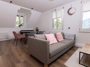 Meubles, Design Intérieur, Sol, Sol, Canapé, Bois, Parquet, Salon, Pièce, Domicile