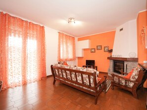 Eigentum, Möbel, Komfort, Holz, Tabelle, Fernsehen, Flooring, Interior Design, Fussboden, Die Architektur