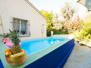 L'Eau, Plante, Propriété, Bleu Azur, Piscine, Bâtiment, Fenêtre, Ombre, Arbre, Loisir