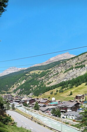 Ciel, Plante, Montagne, Jour, Pente, Montagnes, Paysage Naturel, Surface De La Route, Paysage, Montagnes Relief