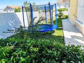 Bleu, Arbuste, Jardin, Ombre, Aménagement Paysager, Pelouse, Loisir, Cour, Arrière-Cour, Piscine
