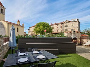 Plante, Propriété, Bâtiment, Paysage Naturel, Arbre, Lot Terre, Maison, Chalet, Paysage, Zone Résidentielle