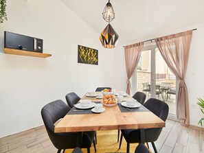 Plante, Propriété, Bâtiment, Paysage Naturel, Arbre, Lot Terre, Maison, Chalet, Paysage, Zone Résidentielle