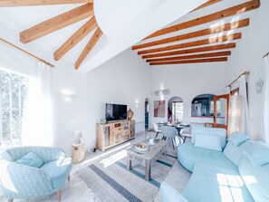 Wand, Möbel, Interior Design, Zuhause, Flooring, Fussboden, Stuhl, Decke, Wohnzimmer