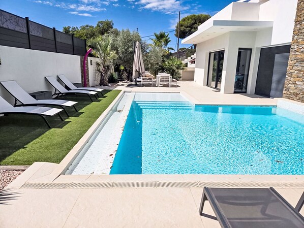 Piscine, Recours, Mobilier De Jardin, Loisir, Composite, Eco HĂŽtel, Ombre, HĂŽtel, Biens, Villa