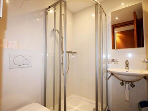 Spiegel, Duschtür, Zapfhahn, Gebäude, Sinken, Armatur, Bad Sink, Badezimmer, Interior Design
