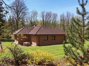 Ciel, Plante, Bâtiment, Arbre, Bois, Mélèze, Paysage Naturel, Lot Terre, Maison, Chalet